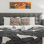 Nuju - 4-zimmer, 10 Gaeste, Wintergarten & Terrasse & Parkplatz