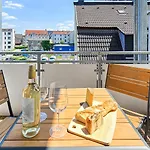 4 Schlafzimmer, Wintergarten & Terrasse & Parkplatz, Nahe Hbf - Nuju * ビーレフェルト
