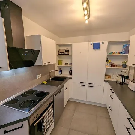 Gemuetliche Im Herzen Der Stadt Em-apartments Deutschland Homestay