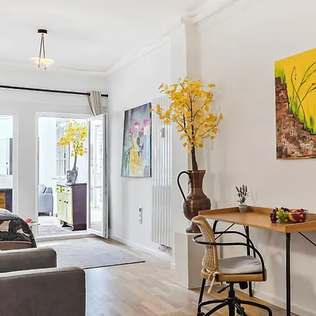 منزل للإقامة 4 Schlafzimmer, Wintergarten & Terrasse & Parkplatz, Nahe Hbf