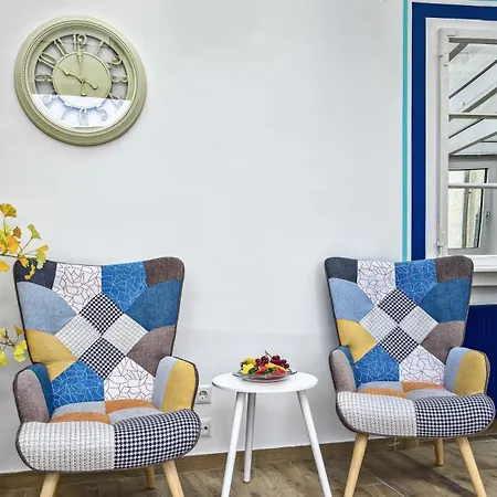 4 Schlafzimmer, Wintergarten & Terrasse & Parkplatz, Nahe Hbf * Bielefeld