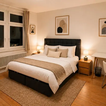 Séjour chez l'habitant Nuju - 4-zimmer, 10 Gaeste, Wintergarten & Terrasse & Parkplatz